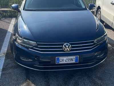 Volkswagen Passat , 2000 l., Universalas