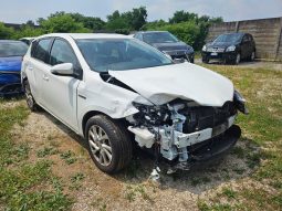 
										TOYTA AURIS full									