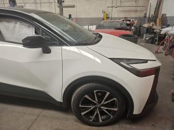 
										TOYOTA CHR full									