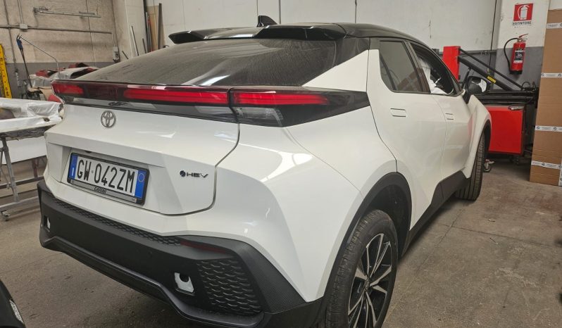 
								TOYOTA CHR full									