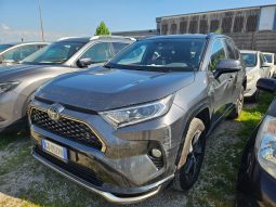 TOYOTA RAV-4 PLUGIN