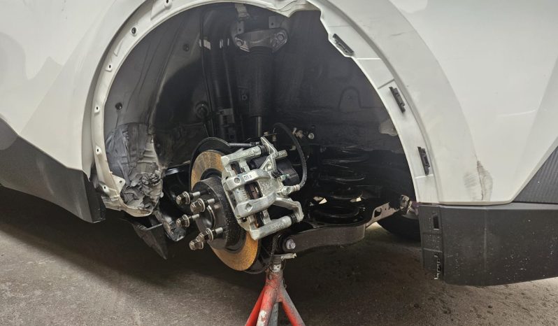 
								TOYOTA CHR full									