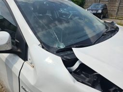 
										TOYTA AURIS full									