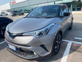 TOYOTA CHR