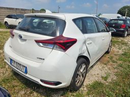 
										TOYTA AURIS full									
