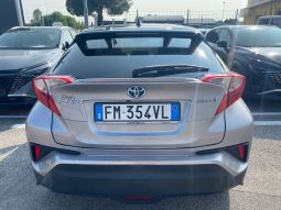 
										TOYOTA CHR full									