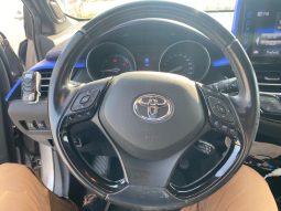 
										TOYOTA CHR full									